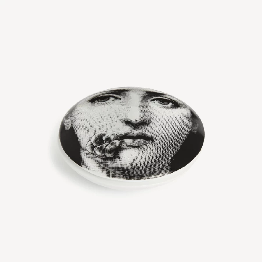 Fornasetti Round Box Tema E Variazioni N.137 in White and Black - Decorative Collectible