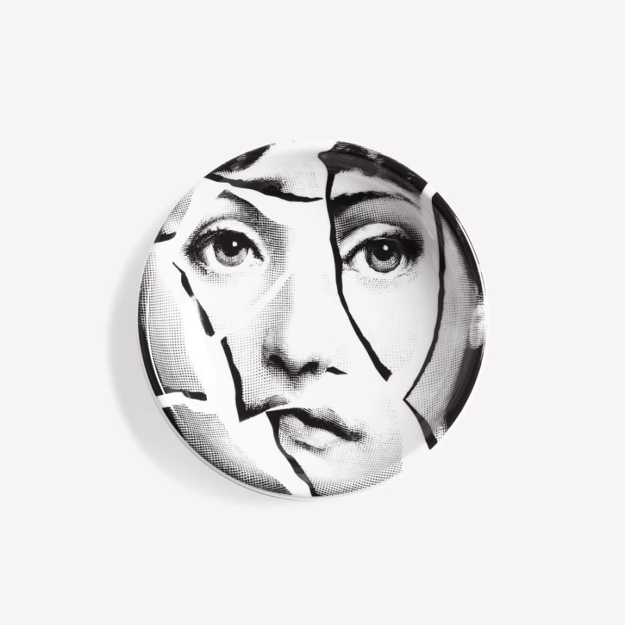 Fornasetti White and Black Ashtray Tema E Variazioni N.2 - Decorative Collectible Design Piece
