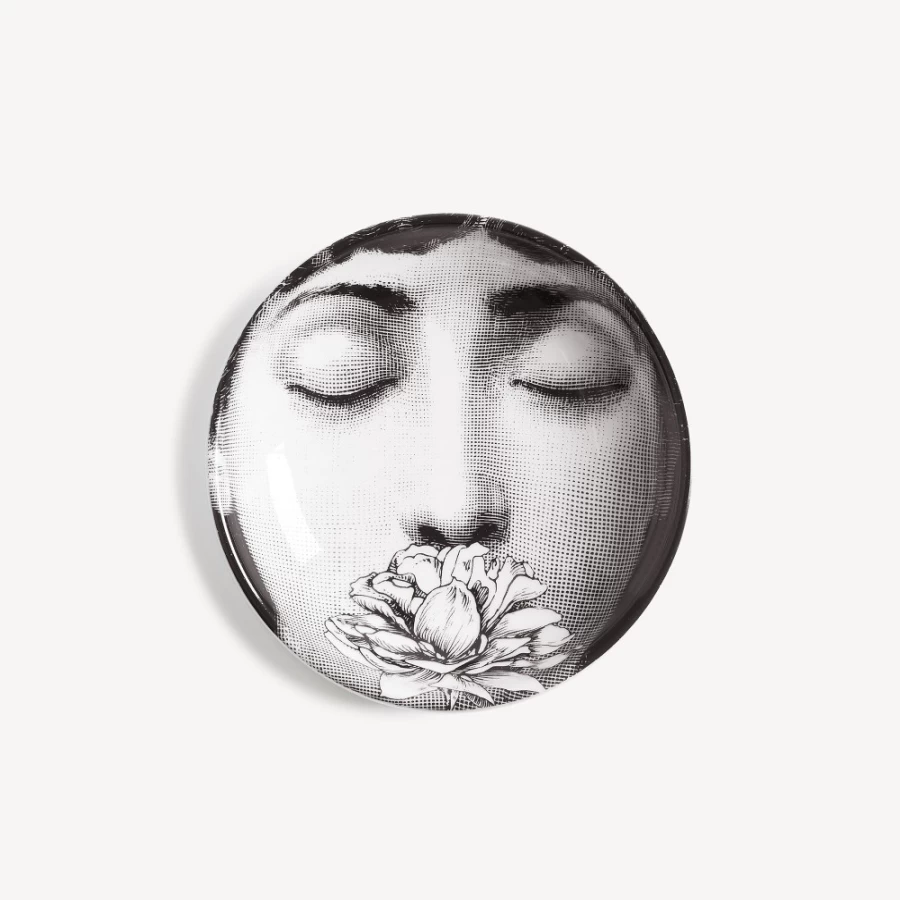 Fornasetti White and Black Ashtray Tema E Variazioni N.393 - Decorative Collectible Designer Piece