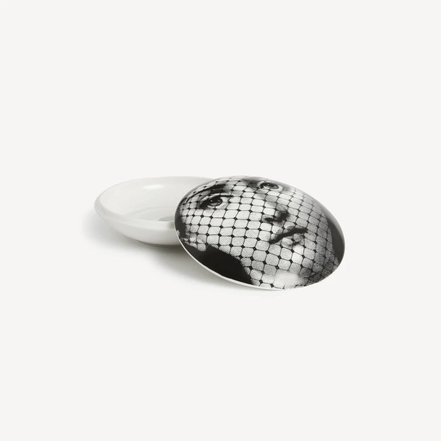Fornasetti Round Box Tema E Variazioni N.78 in White and Black - Decorative Collectible Design